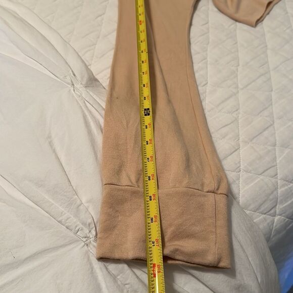 NWOT RARE “Are You Am I” Light Pink/Peach Cropped Hoodie Size XS - Picture 13 of 17